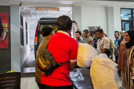 Perempuan Asal Malang Ditemukan Meninggal di Homestay Kediri, Polisi Pastikan Akibat Pecah Pembuluh Darah Foto BeritaJatim.com
