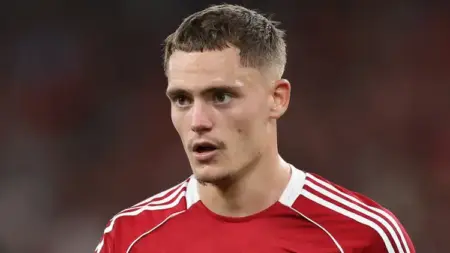 Eintracht Frankfurt vs Liverpool FC; Pembuktian Florian Wirtz Memang (Bukan) Investasi Bodong Foto BeritaJatim.com