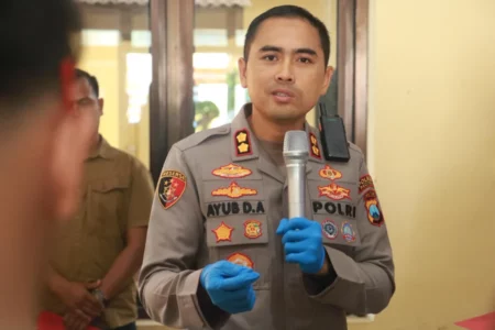 Cek Mahar Rp3 Miliar Palsu, Polres Pacitan Resmi Tahan Tarman Foto BeritaJatim.com