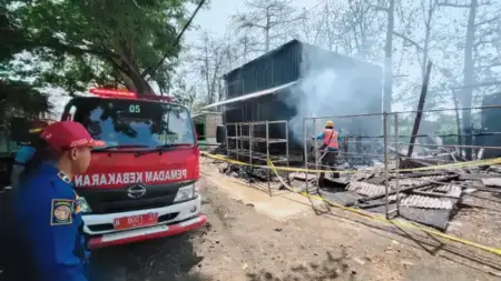 Pemkab Pasuruan Rencanakan Shelter Damkar untuk Percepat Penanganan Kebakaran Foto BeritaJatim.com