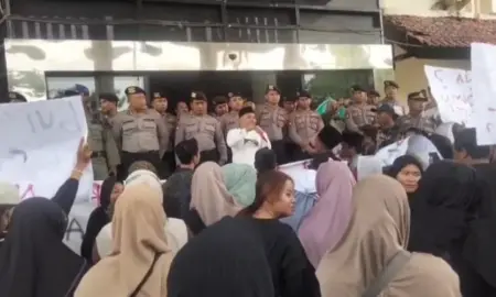 Pemkab Pamekasan Dinilai Lalai Perhatikan Nasib Pedagang Kecil Foto BeritaJatim.com