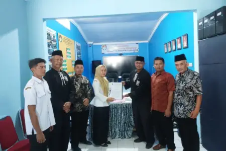 SH Terate Cabang Blitar dan Kota Blitar Serahkan Dokumen HAKI ke Dindik Foto BeritaJatim.com