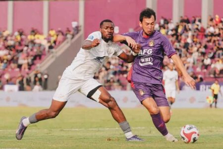 Novri Setiawan Kartu Merah, Persik Kediri Tahan Imbang PSM Makassar Foto BeritaJatim.com