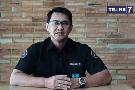 Production Director Trans7 Minta Maaf Usai Tayangan Xpose Uncensored Tuai Kecaman dari Lirboyo Foto BeritaJatim.com