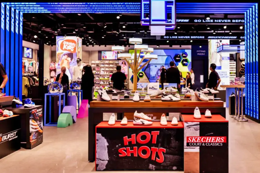 Skechers Indonesia Luncurkan HOTSHOT, Sudah Tersedia di Surabaya Foto BeritaJatim.com