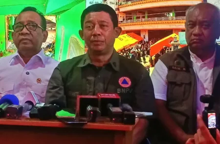 Pencarian Santri Al Khoziny Sidoarjo Terjebak di Reruntuhan Libatkan ITS Foto BeritaJatim.com