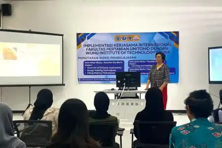 Unitomo Kolaborasi dengan Wuhu Institute Tiongkok, Belajar Teknologi Pangan Standar Global Foto BeritaJatim.com