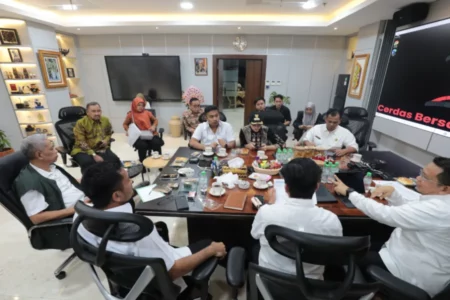 Wamensos Agus Jabo Dorong Pemda Percepat Pembangunan Sekolah Rakyat Permanen Foto BeritaJatim.com