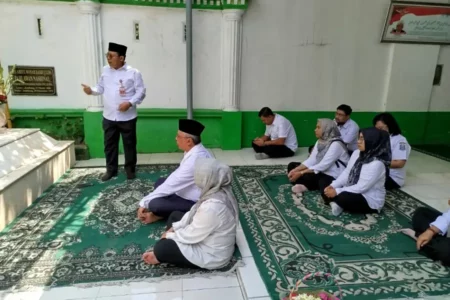 80 Tahun Jawa Timur, Menyulam Sejarah dengan Doa dan Ziarah Pahlawan Foto BeritaJatim.com