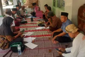 Pemerintah Perkuat Transparansi Distribusi Pupuk Bersubsidi Lewat Sosialisasi RDKK di Giligenting Foto BeritaJatim.com