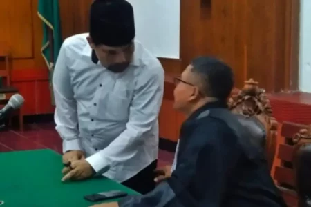 Oknum Polisi di Surabaya Didakwa Jual Pupuk Subsidi di Atas HET Foto BeritaJatim.com