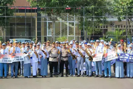 Kapolres Tuban Gelar Lomba dan Kukuhkan Duta Kamtibmas Pelajar Foto BeritaJatim.com