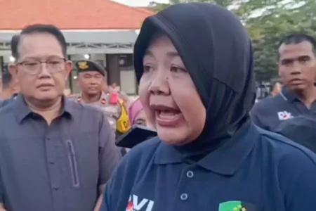 Jenazah Mulai Rusak, Tim DVI Pusdokkes Polri Bantu Identifikasi Korban Pondok Pesantren Al-Khoziny Buduran Sidoarjo Foto BeritaJatim.com