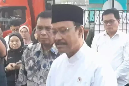 Gus Ipul Pastikan Pemerintah Tanggung Penuh Korban Ambruknya Ponpes Al Khoziny Sidoarjo Foto BeritaJatim.com