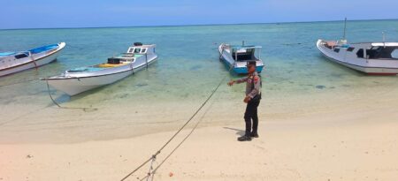 Main di Pantai, Dua Balita Sumenep Meninggal Dunia Tenggelam Foto BeritaJatim.com