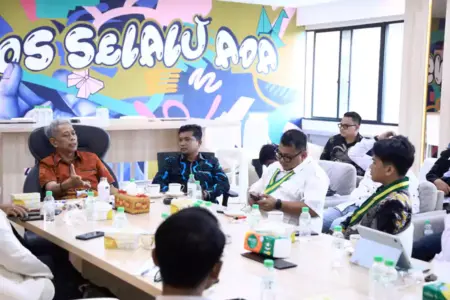 Wamensos Agus Jabo Ajak Organisasi Kepemudaan Kawal Program Prioritas Presiden Foto BeritaJatim.com