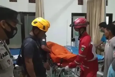 Siswa SMK Tenggelam di Embung Baleasri Ditemukan Meninggal Foto BeritaJatim.com