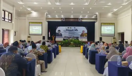 Kemenag Tuban Ikuti Jamarah, Bahas Penyelenggaraan Haji dan Umrah 2026 Foto BeritaJatim.com