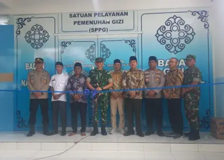 Wajib Miliki SLHS, Dapur MBG di Sampang Evaluasi Standar Kebersihan dan Keamanan Pangan Foto BeritaJatim.com