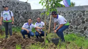 Pertamina Tanam Seribu Pohon di Punten untuk Jaga Kelestarian Mata Air Kota Batu Foto BeritaJatim.com