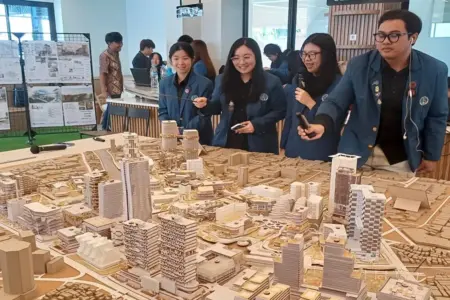 Gubeng 30 Tahun ke Depan, Mahasiswa Indonesia-Thailand Rancang Kota Berkelanjutan Foto BeritaJatim.com