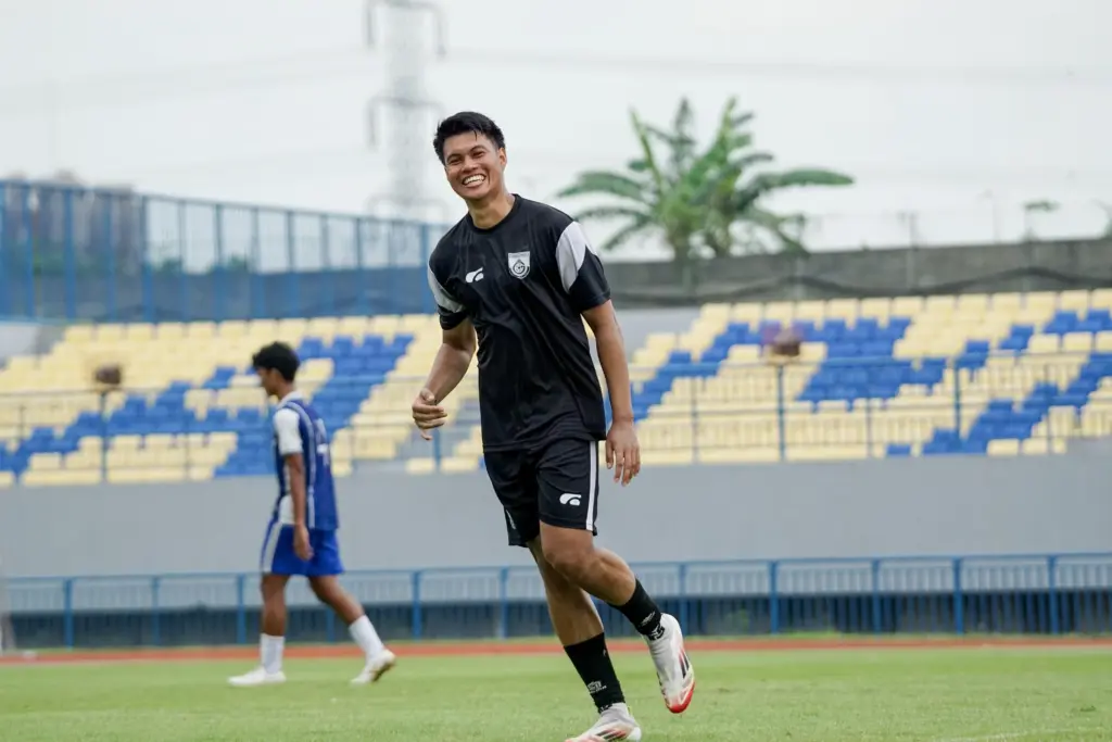 Mantan Bomber Persebaya Roy Yusuf Ivansyah Merapat ke Gresik United Foto BeritaJatim.com