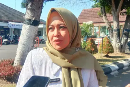 Dicap Bungkam Protes Jalan Rusak, Kepala Bapenda Blitar Buka Suara Foto BeritaJatim.com
