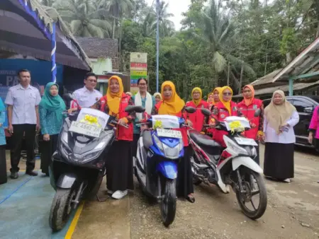 ‘Molamil Papa’, Inovasi Jemput Bola Desa Padi Pacitan untuk Tingkatkan Kesehatan Ibu Hamil Foto BeritaJatim.com