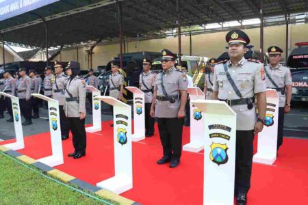 Jelang Akhir Tahun, Polres Mojokerto Kota Rombak Pejabat Utama dan Kapolsek Foto BeritaJatim.com