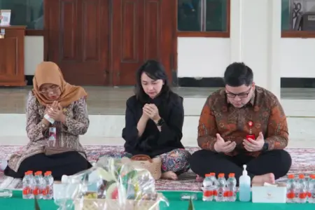 Bupati Mas Dhito Ajak Jajaran Doa Bersama untuk Kelancaran Rehab Gedung Pemkab Kediri Foto BeritaJatim.com