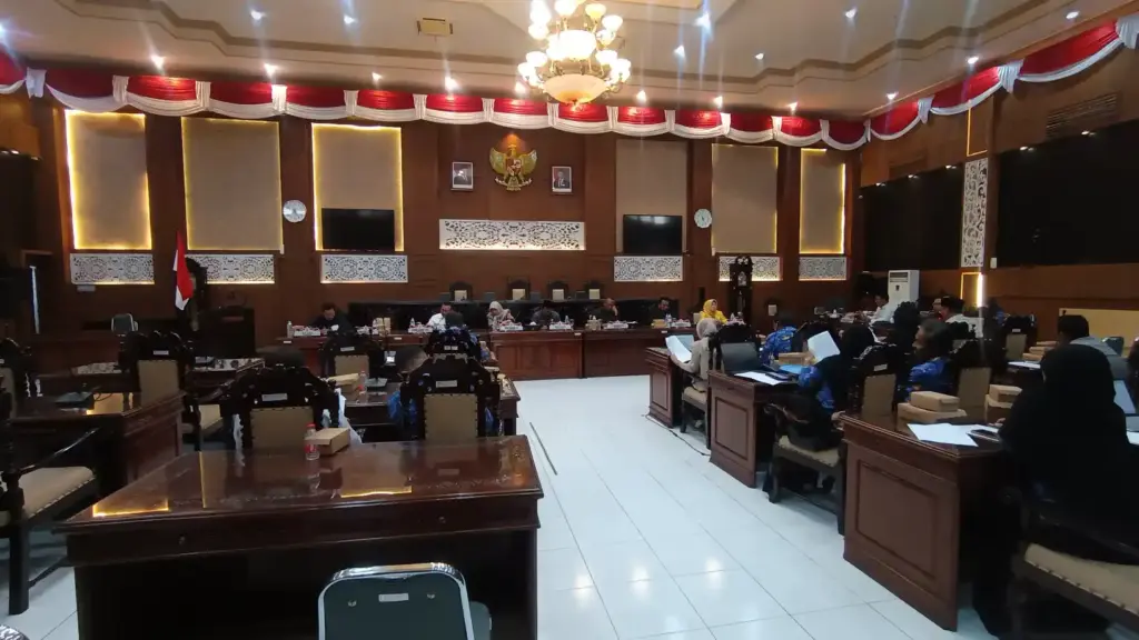 BUMD Baru Bidang Transportasi Kota Probolinggo Butuh Modal Rp 18 Miliar, Pansus DPRD Kajian Harus Jelas Foto BeritaJatim.com