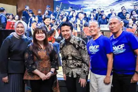 SWCF 2025 Hadirkan Konser ‘Illuminare’, Tegaskan Surabaya sebagai Kota Seni Dunia Foto BeritaJatim.com