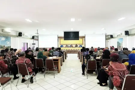 Pemkab Ponorogo Tindak Lanjuti Evaluasi KPK, Perkuat Sinergi Eksekutif–Legislatif Foto BeritaJatim.com