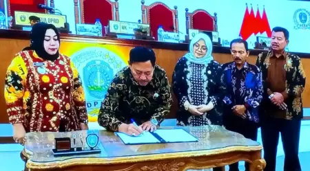 APBD Ponorogo 2026 Disetujui, Anggaran Rp2,2 Triliun Tanpa Pinjaman Daerah Foto BeritaJatim.com