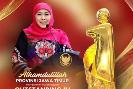 Terima Penghargaan Indonesia Kita Awards, Khofifah: Dongkrak Ekonomi Lewat Desa Mandiri dan KDKMP Foto BeritaJatim.com