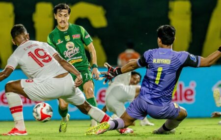 PREVIEW Persis vs Persebaya: Bajul Ijo Incar Kemenangan Keempat Beruntun Foto BeritaJatim.com