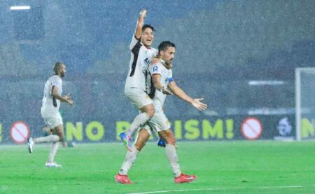 PREVIEW Persik Vs Persija: Macan Putih Bidik Kemenangan Kandang Terakhir di Brawijaya Foto BeritaJatim.com