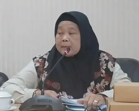 Takut Buka Data Penerima Gerobak Cinta, Dinas Koperasi Jember: Tunggu Petunjuk Foto BeritaJatim.com