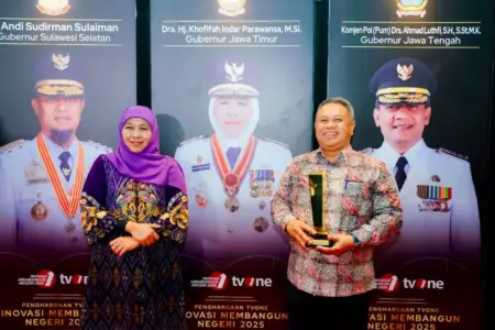 Trans Jatim Raih Penghargaan Inovasi Nasional, Ini Kata Khofifah Foto BeritaJatim.com