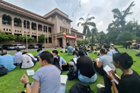 Kolaborasi UC-TAR UMT Malaysia, 150 Mahasiswa Bedah Heritage Kota Pahlawan Foto BeritaJatim.com