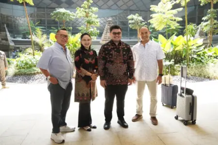 Terobosan Bupati Kediri: Boarding Pass Bandara Dhoho Bisa Ditukar Diskon Hotel Foto BeritaJatim.com