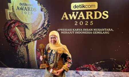 Dua Penghargaan untuk Khofifah: Bukti Jatim Barometer Pembangunan Daerah Foto BeritaJatim.com