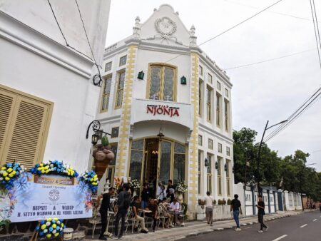 Bistro Tjap Njonja: Napas Baru Heritage Bojonegoro yang Jadi Ruang Kreasi Anak Muda Foto BeritaJatim.com