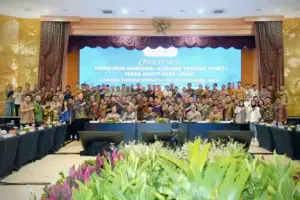 Gus Ipul Kukuhkan Pengurus Nasional Karang Taruna 2025-2030, Budisatrio Djiwandono Resmi Pimpin Foto BeritaJatim.com