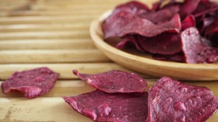 Sweet Potato Broccoli Chips: Camilan Sehat dan Renyah dari Oven Foto BeritaJatim.com