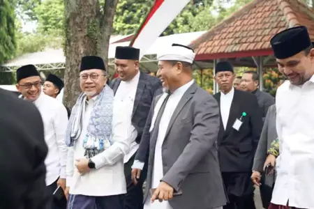 Arah Baru Ekonomi Rakyat: Koreksi 28 Tahun Reformasi Versi Zulkifli Hasan Foto BeritaJatim.com
