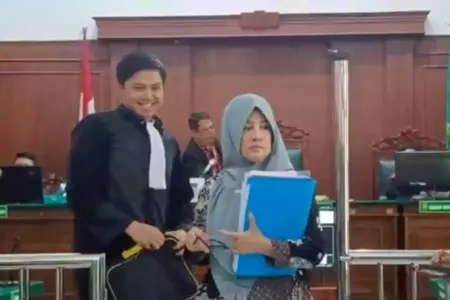 Terbukti Melakukan KDRT Terhadap Suami, Dokter Meiti Dihukum Percobaan Foto BeritaJatim.com