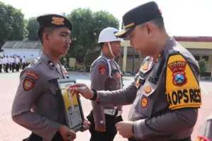 Pecat Polisi Pelanggar Etik, Kapolres Sumenep Ingatkan Pentingnya Jaga Marwah Polri Foto BeritaJatim.com