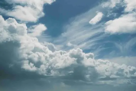 Langit Berawan Bakal Warnai Ngawi, Magetan, dan Ponorogo pada 27 November 2025 Foto BeritaJatim.com