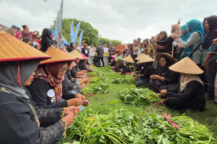 Unting-Unting Kangkung Penataban Gaungkan Potensi Lokal dan Kearifan Petani Banyuwangi Foto BeritaJatim.com